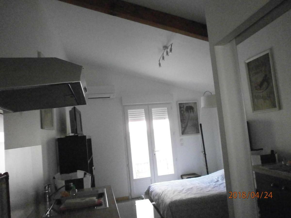 Apartment Equipe Avec Jardin+parking A La Plage... La Ciotat