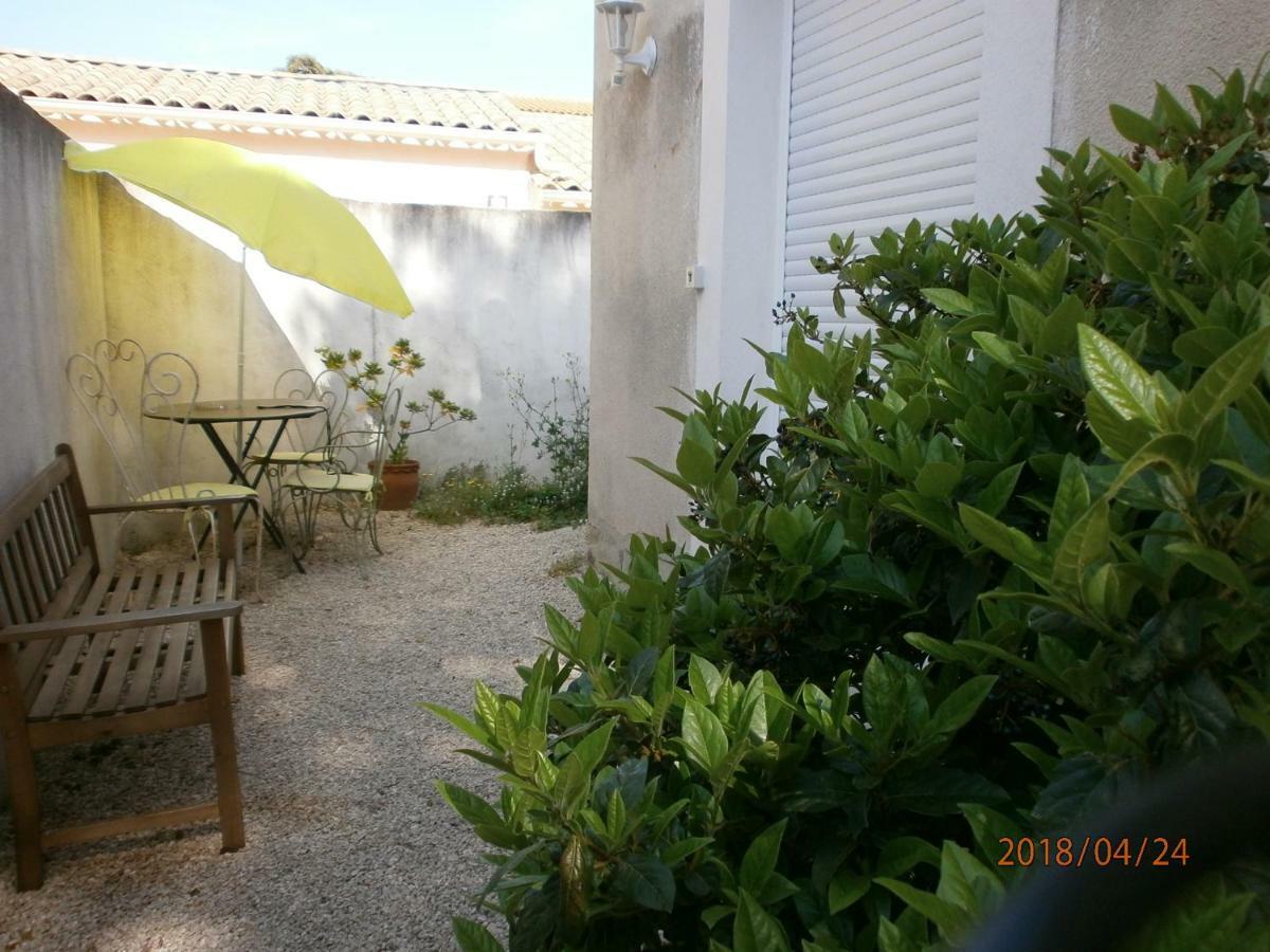 équipé Avec Jardin+parking à La Plage... * La Ciotat